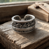 The Last Supper S925 Silver Adjustable Ring - size and finish detail