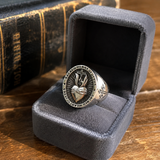 Sacred Heart of Jesus Ring – Silver-coloured stainless steel Christian emblem ring