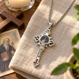 St. Benedikt Exorzismuskreuz - Segne dich und deine Familie