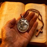 Divine Grace: Jesus Carrying the Cross with Sacred Heart S925 Sterling Silver Pendant Necklace