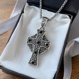 Vintage Celtic Cross Necklace with Black Stones – A Timeless Symbol of Faith