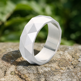 Geometric Faceted Ring
