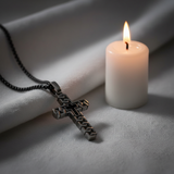 Black Celtic - White Linen Candle Dark