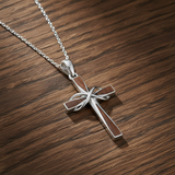 Dark oak surface - silver wood harmony