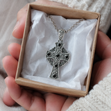Vintage Celtic Cross Necklace with Black Stones – A Timeless Symbol of Faith