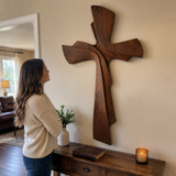 Modern Wooden Wall Cross: A Contemporary Symbol of Faith & Craftsmanship - design detail