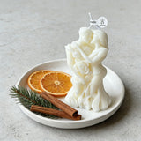 Lover's Embrace Scented Candle: Warmth Wrapped in Intimacy