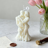 Lover's Embrace Scented Candle: Warmth Wrapped in Intimacy