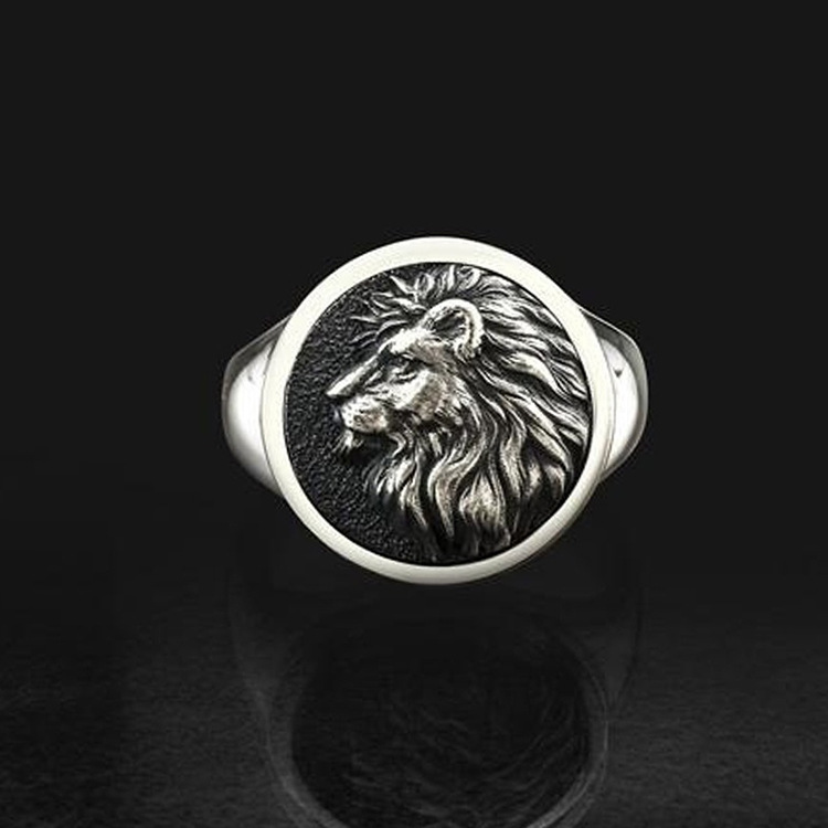 Stylish Lion Round Stainless Steel Men's Ring