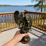 Majestic Bald Eagle Sculpture – A Symbol of Strength & Freedom