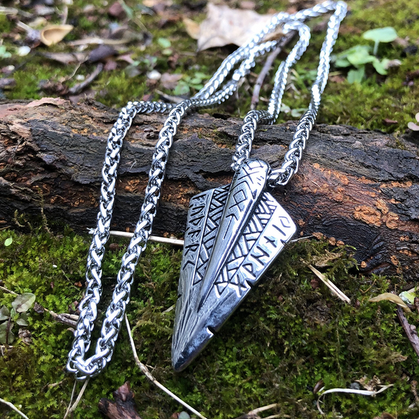 Viking Stainless Steel Arrowhead Pendant Necklace - Odin's Spear