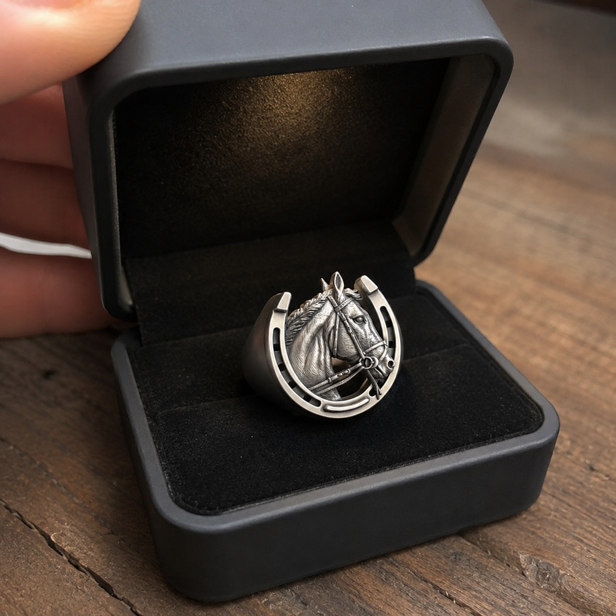 Titanium steel Lucky Horseshoe Horse Head Ring – BGCOPPER