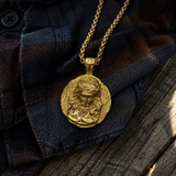 Crown of Thorns Jesus Double‑Sided Medallion Necklace, Stainless Steel Sacred Heart Pendant for Men Product Parameters