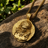 Crown of Thorns Jesus Double‑Sided Medallion Necklace, Stainless Steel Sacred Heart Pendant for Men Product Parameters