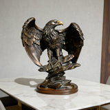 Majestic Bald Eagle Sculpture – A Symbol of Strength & Freedom