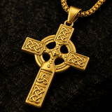 Celtic Knot Titanium Steel Cross Necklace - craftsmanship detail