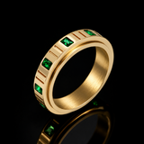 Hand-Set Emerald CZ Spinner Ring – Luxury Rotatable Stainless Steel Band - design detail