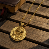 Crown of Thorns Jesus Double‑Sided Medallion Necklace, Stainless Steel Sacred Heart Pendant for Men Product Parameters
