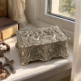 A Beautiful Testament to Faith: The Last Supper Jewelry Box