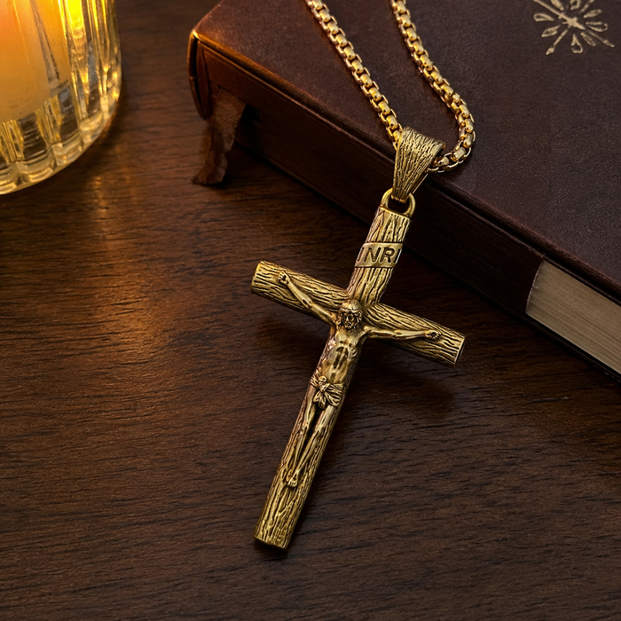 Crucifix necklace for everyday Christian devotion