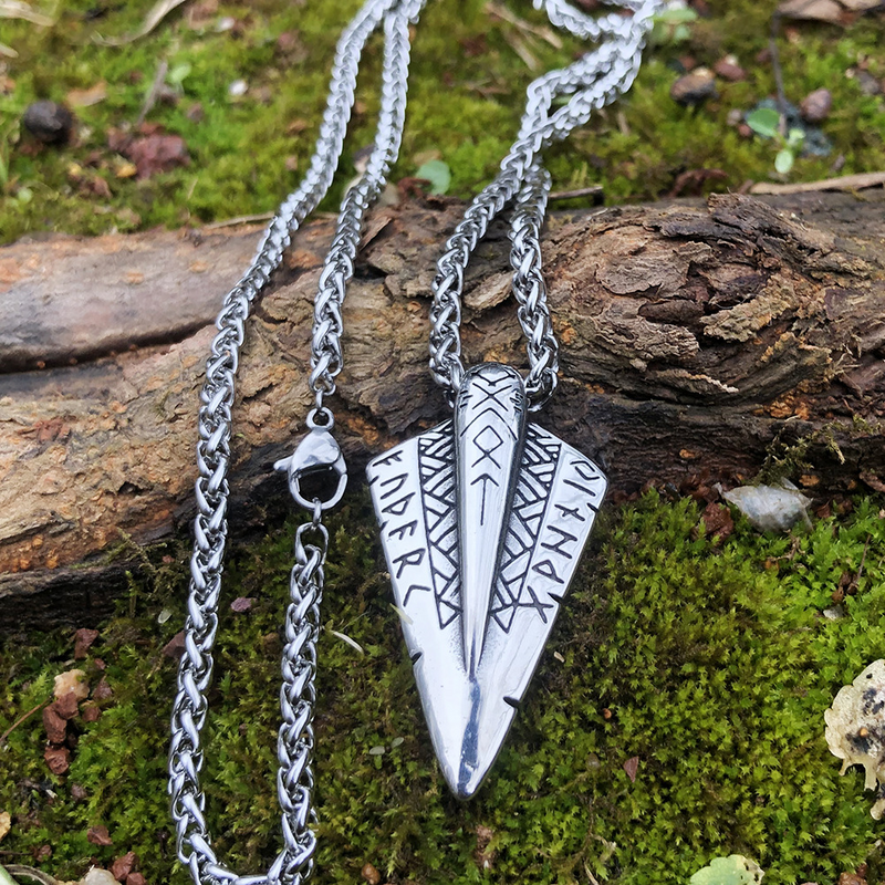 Viking Stainless Steel Arrowhead Pendant Necklace - Odin's Spear