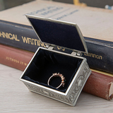 Vintage Zinc Alloy Floral Necklace Ring Jewelry Organizer