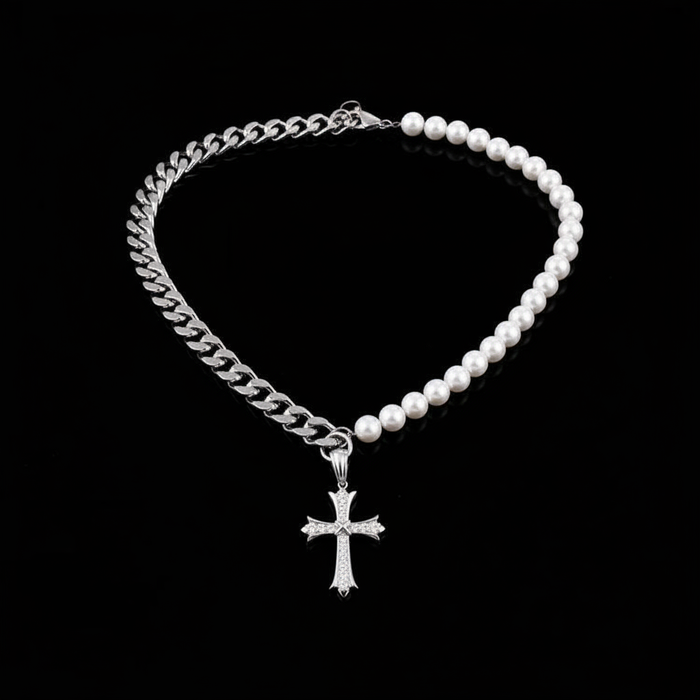 Cuban chain links and pearl close-up