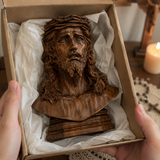 Boxwood Jesus Crown with Thorns Half-Length Desktop Ornament