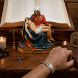 Resin Pietà Statue – Virgin Mary Holding Jesus Christian Home Decor