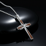 Black obsidian - dramatic side spotlight