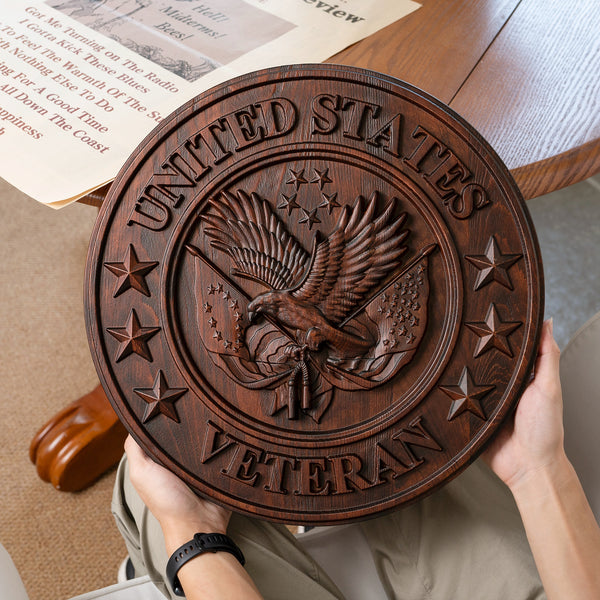 "I'm a Veteran" Roundel Woodcarving - A Tribute to All Veterans