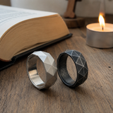 Geometric Faceted Ring