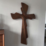 Modern Wooden Wall Cross: A Contemporary Symbol of Faith & Craftsmanship