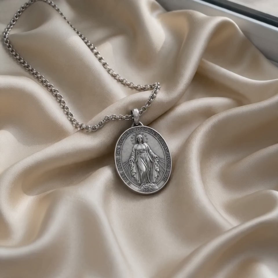 S925 Silver/Titanium Steel ‘Miracle’ Medallion Necklace - product video preview 5