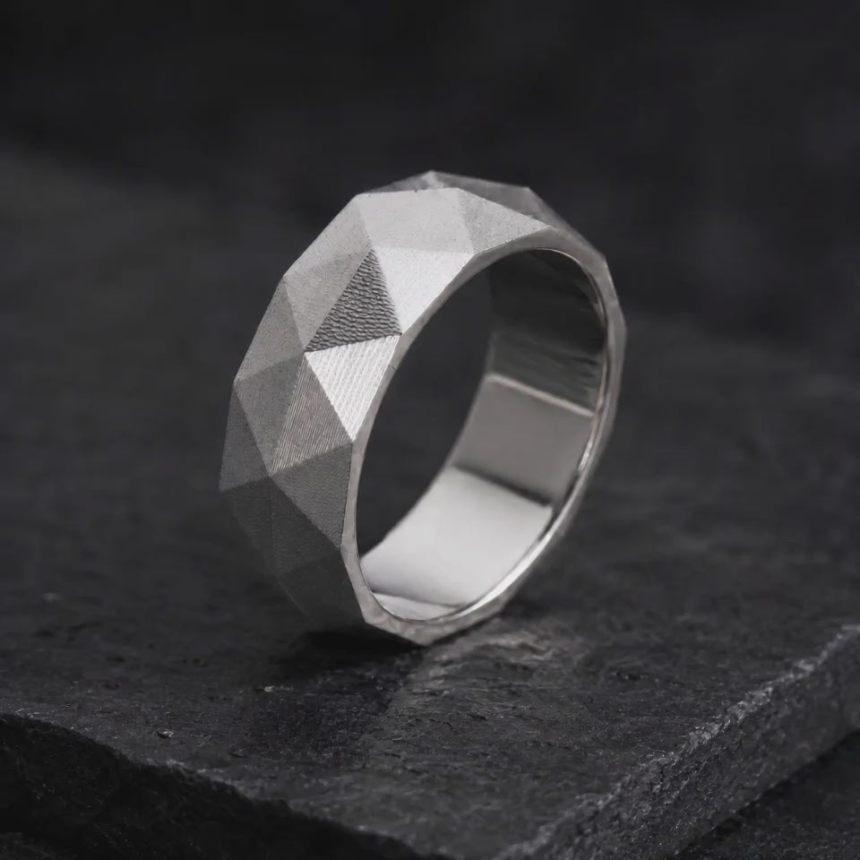 Geometric Faceted Faith Ring – Black Antiqued Copper Band - product video preview 2