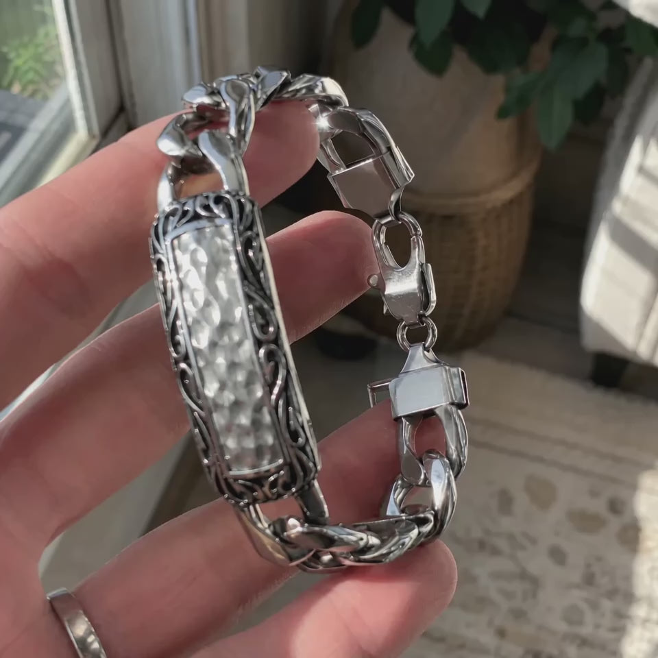 Hand-Hammered Textured Curb Chain Bracelet - product video preview 1