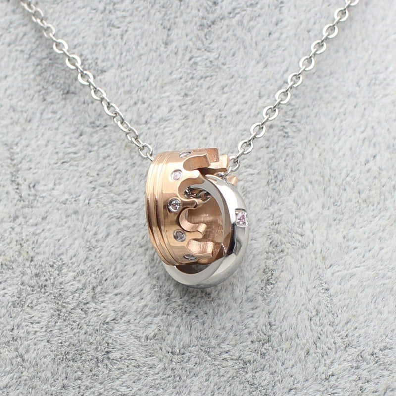 Queen and king necklace deals