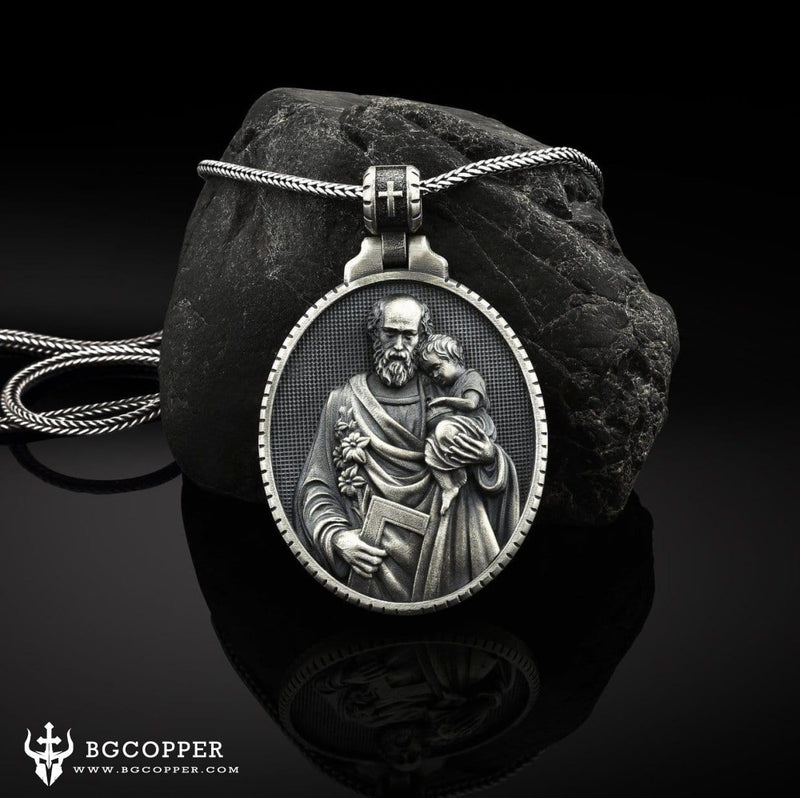 Christian Saint Joseph Medallion/The patron saint of fathers, pregnant women, immigrants, craftsmen, and engineers - BGCOPPER