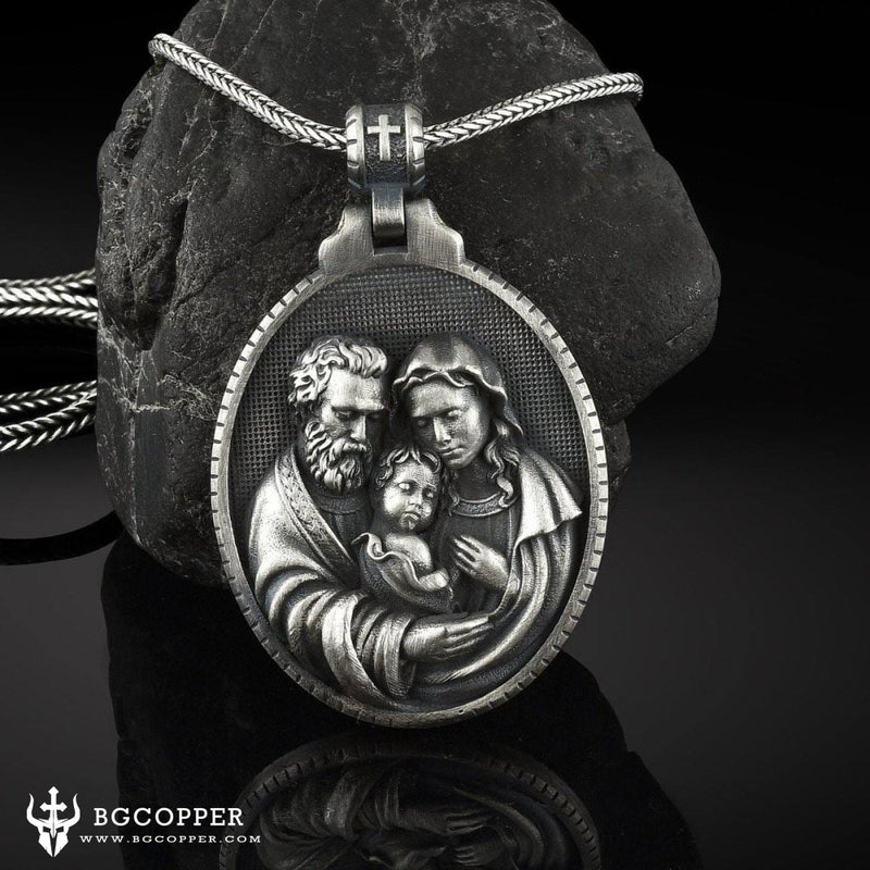 Holy Family Christian Medallion Pendant Necklace - BGCOPPER
