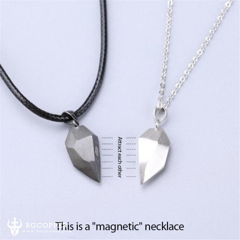 2022 Couple Gift - Magnetic Heart Necklaces – BGCOPPER